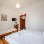 Lipicai Es Etterem Hotel 3*