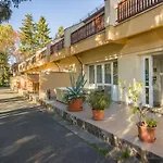 Lipicai Es Etterem Hotel