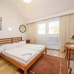 Hotel Lipicai és étterem 3*
