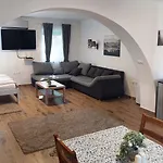 Lipicai Es Etterem Szilvasvarad