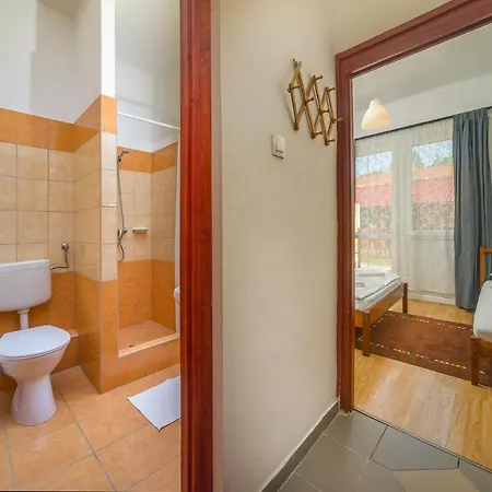 Lipicai Es Etterem Hotel 3*