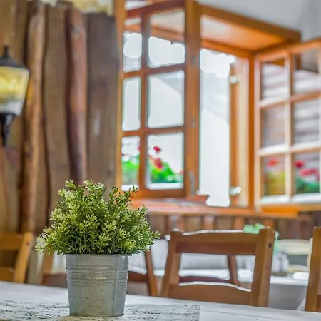 Lipicai Es Etterem Hotel 3*