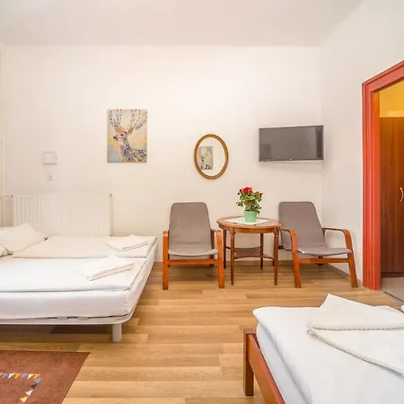 Lipicai Es Etterem Hotel Szilvásvárad