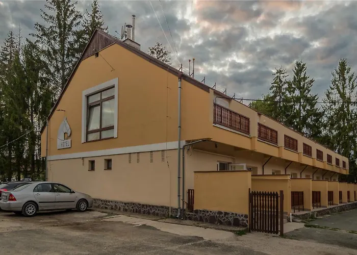 Hotel Lipicai Es Etterem 3*