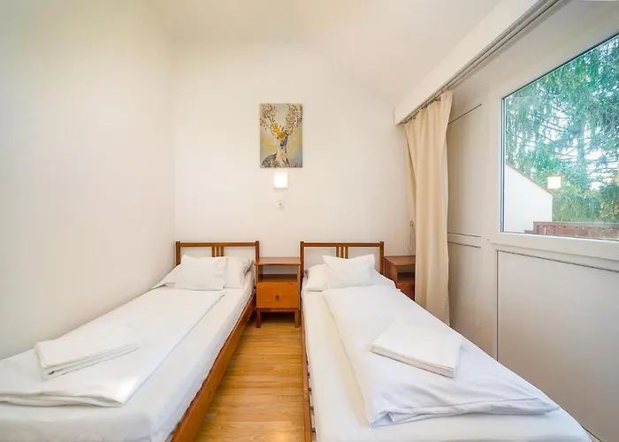 Hotel Lipicai Es Etterem 3*