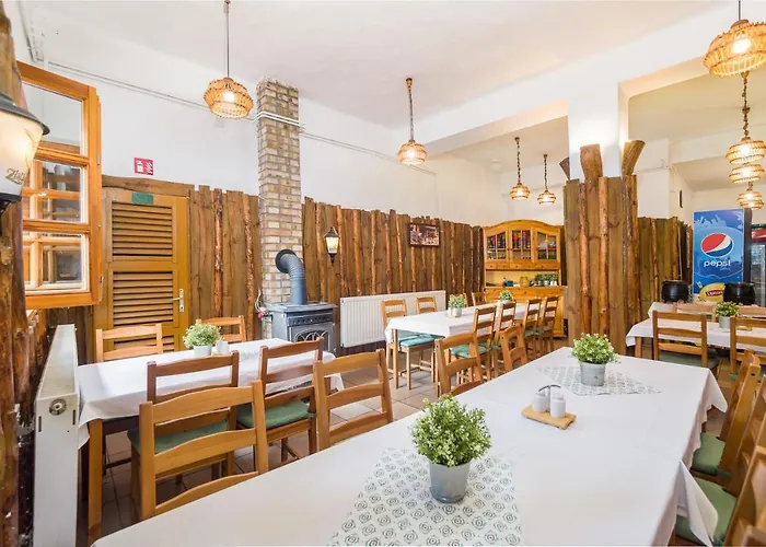 Hotel Lipicai Es Etterem 3*